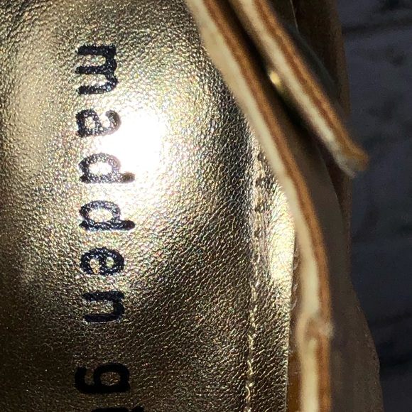 Madden Girl open Toe/Heel Tan Chunky Heel 7 1/2 Shoes - Picture 5 of 8